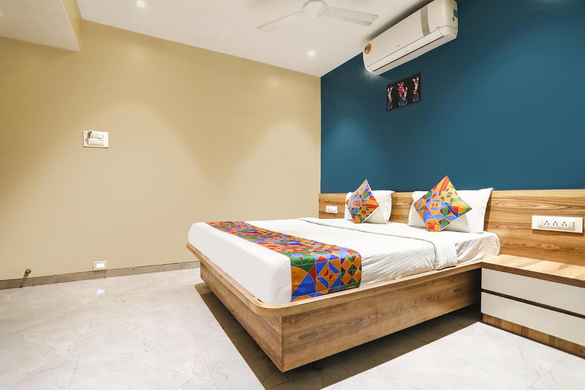 Fabhotel Radhika Ex Aurangabad  Exterior photo